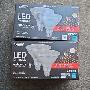 FEIT ELECTRIC (2pack) 15.5 Watt, Dimmable New